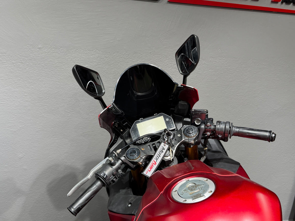 YAMAHA YZF R 25 ABS