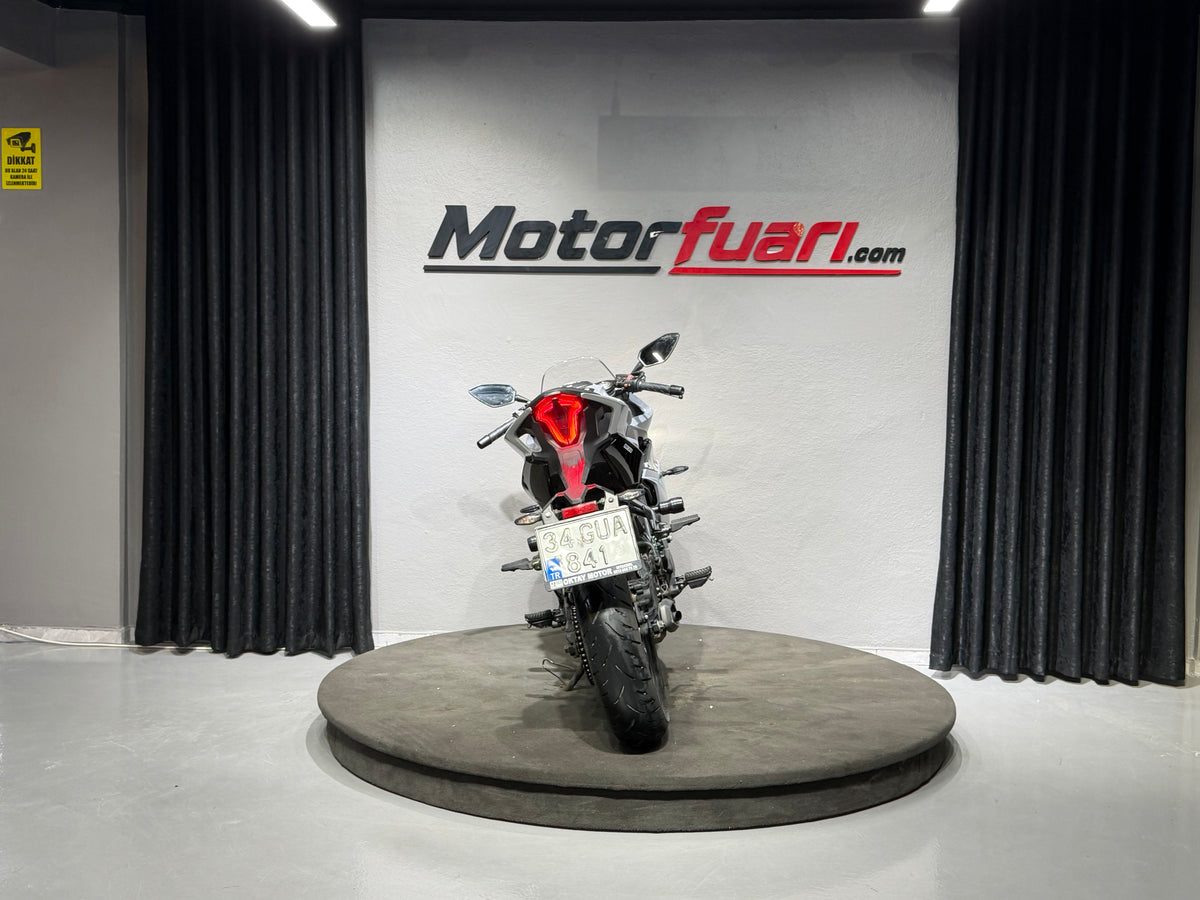 CFMOTO 250SR 2024