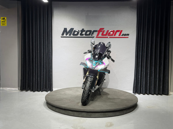 CFMOTO 450 SR BEYAZ