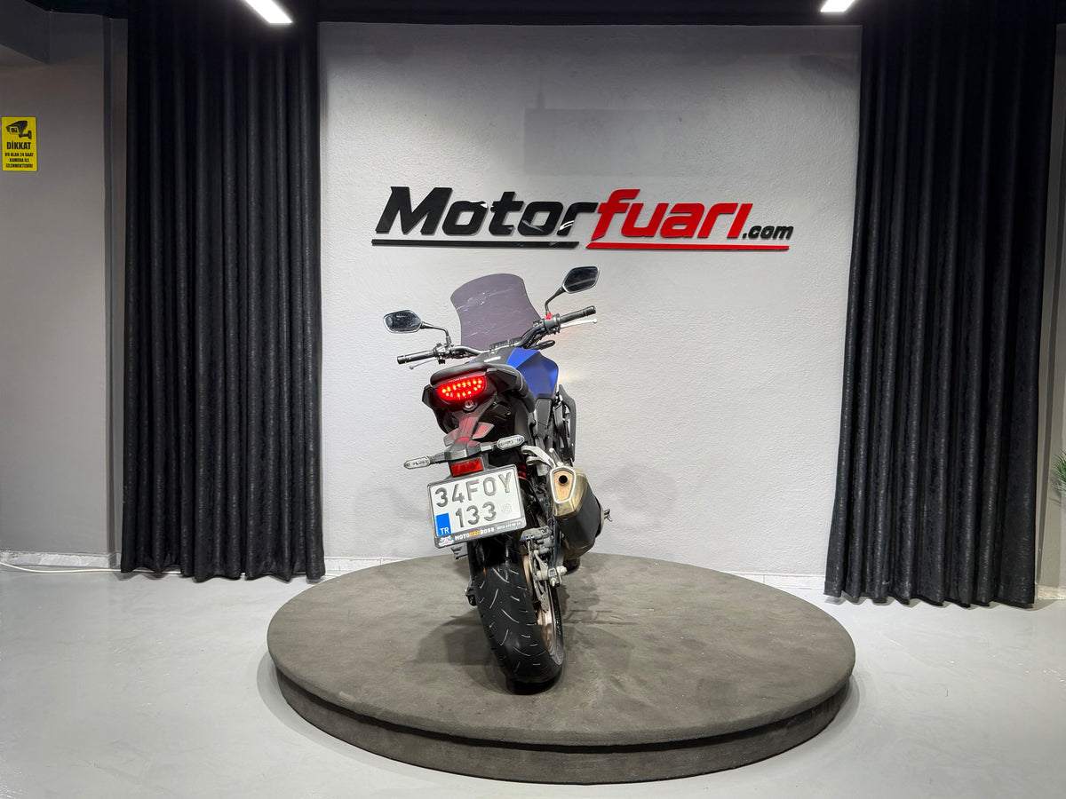 HONDA CB250R 2022