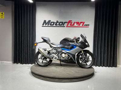 SRK 125 R
