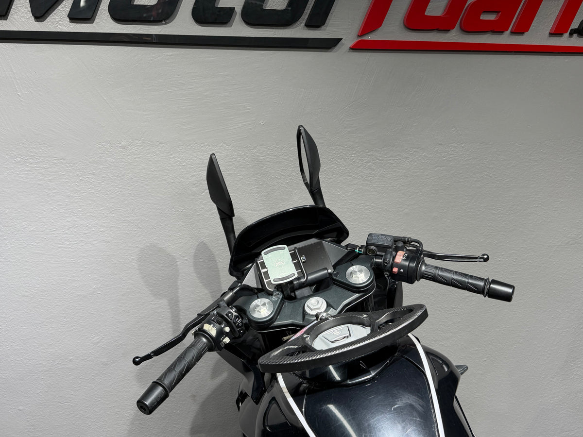 CFMOTO 250 SR