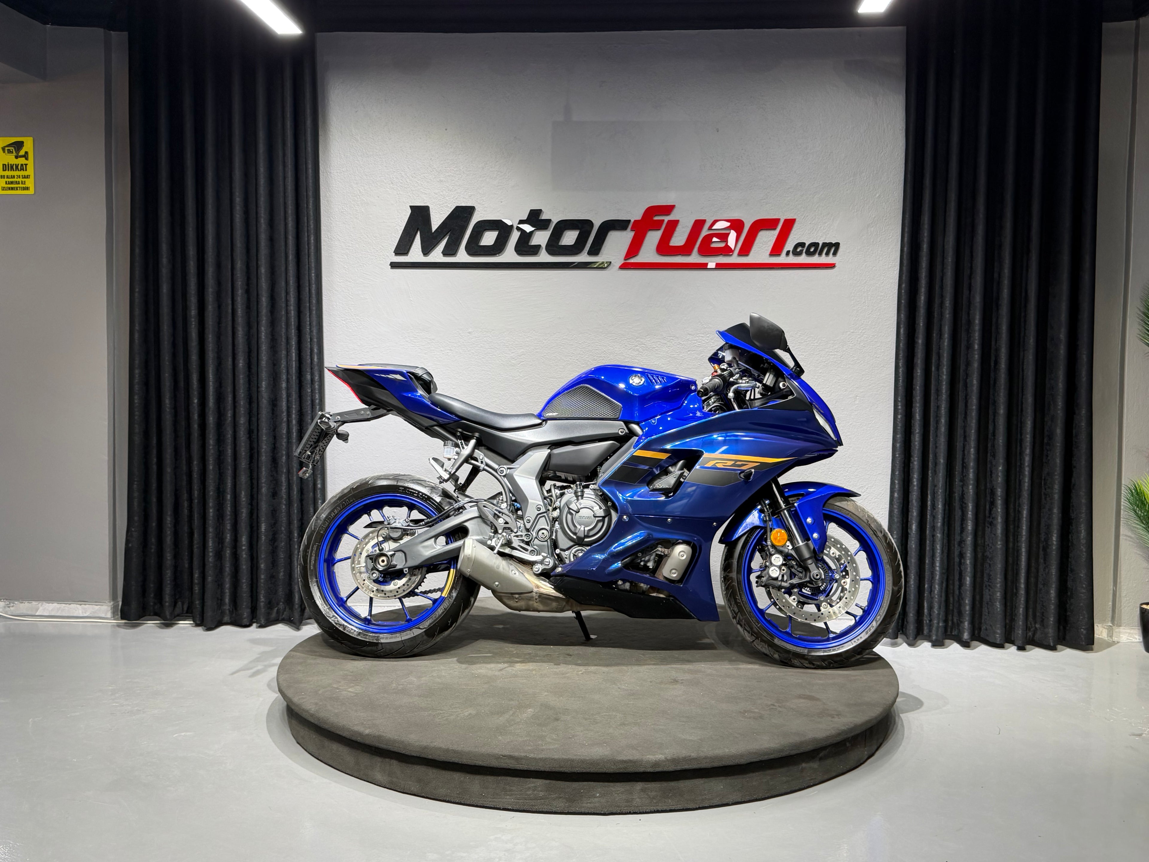 YAMAHA YZF-R7 2025 GARANTİLİ