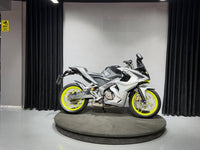 PULSAR RS-200 2015 1