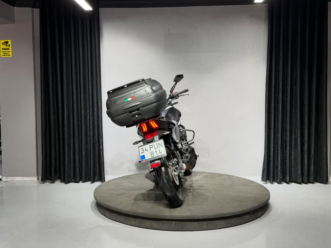 BAJAJ DOMINAR 250D 2023 4