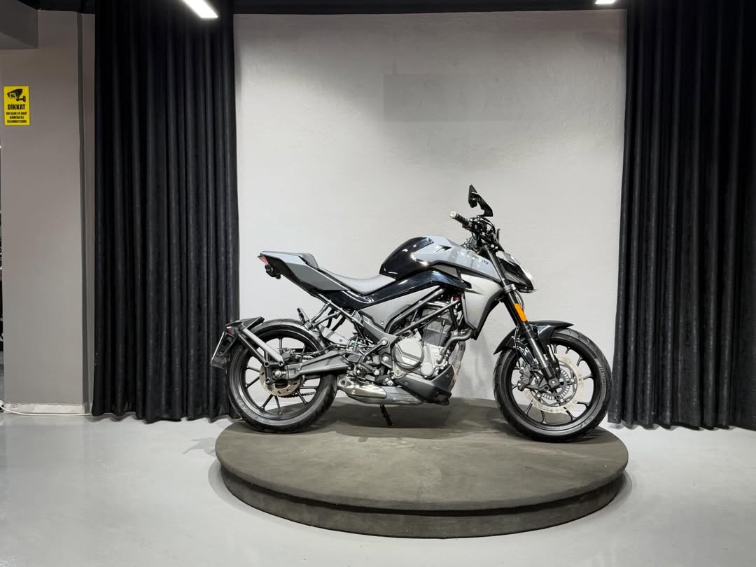 CFMOTO 250NK 2025 1