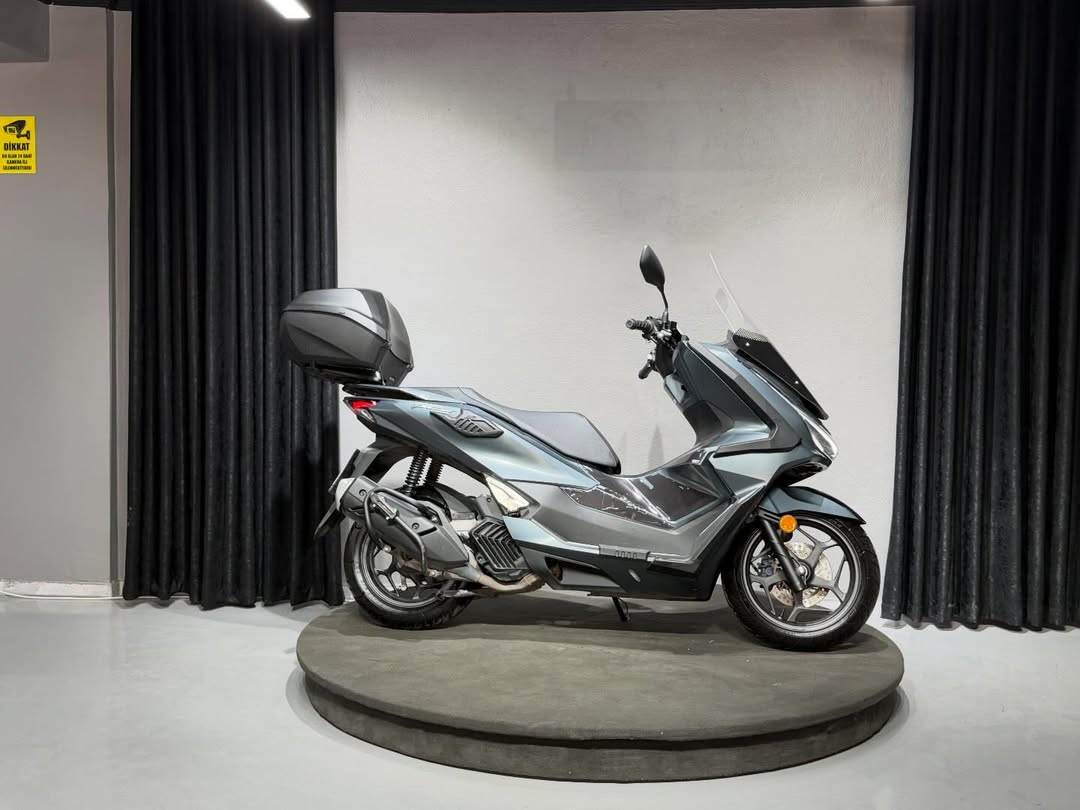 HONDA PCX-125 2024 1