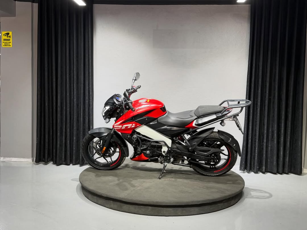 PULSAR NS-200 ABS 2023 3