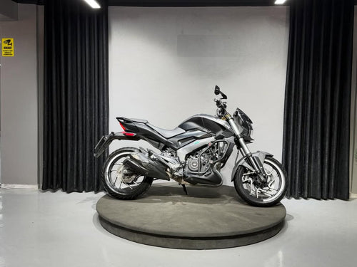 BAJAJ DOMINAR 400 2023 1