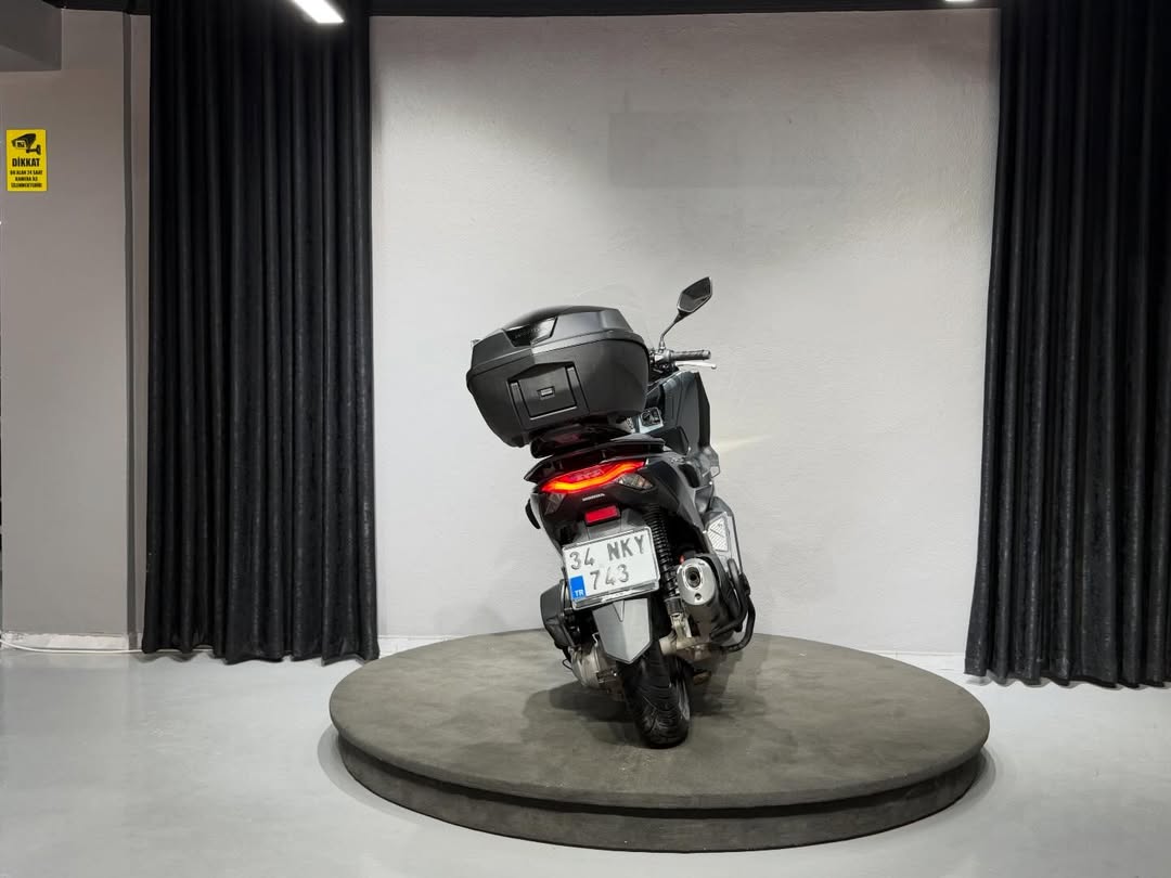 HONDA PCX-125 2024 4
