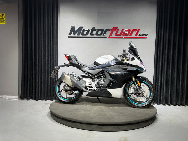 CFMOTO 450 SR BEYAZ