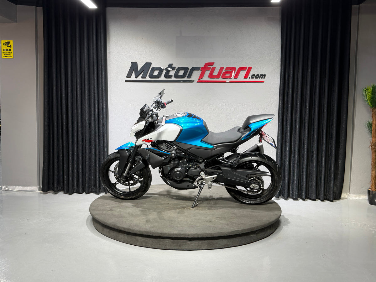 CFMOTO 450 NK 2026