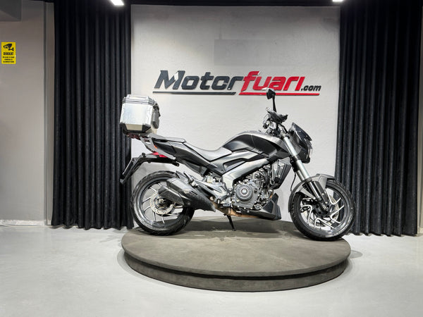 BAJAJ DOMİNAR 400