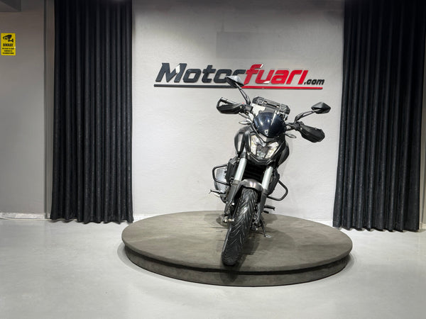 BAJAJ DOMİNAR 400