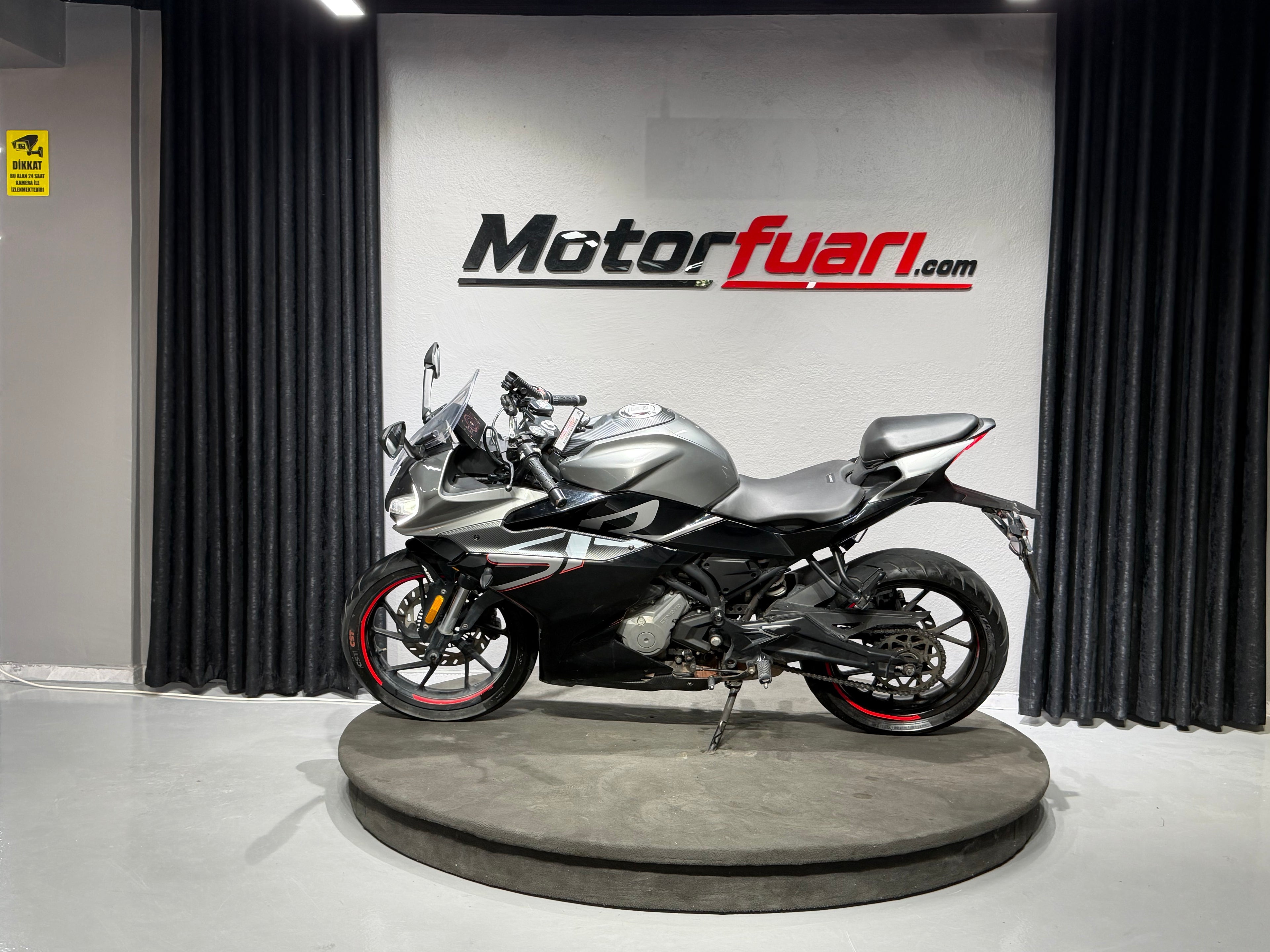 CFMOTO 250SR 25.000 KM