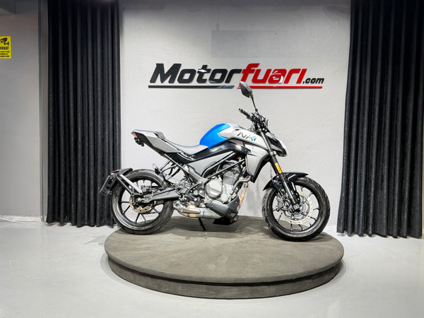 CFMOTO 250NK 2025