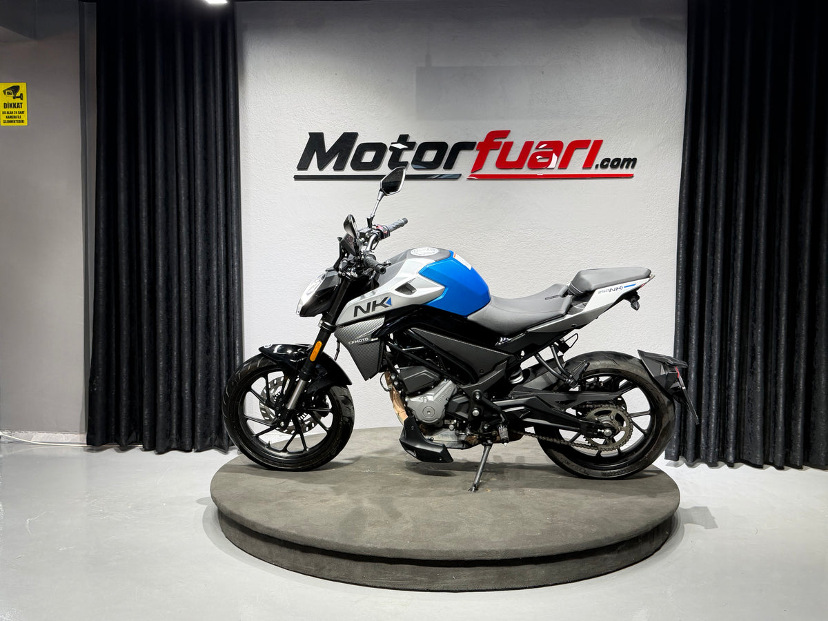 CFMOTO 250NK 2025