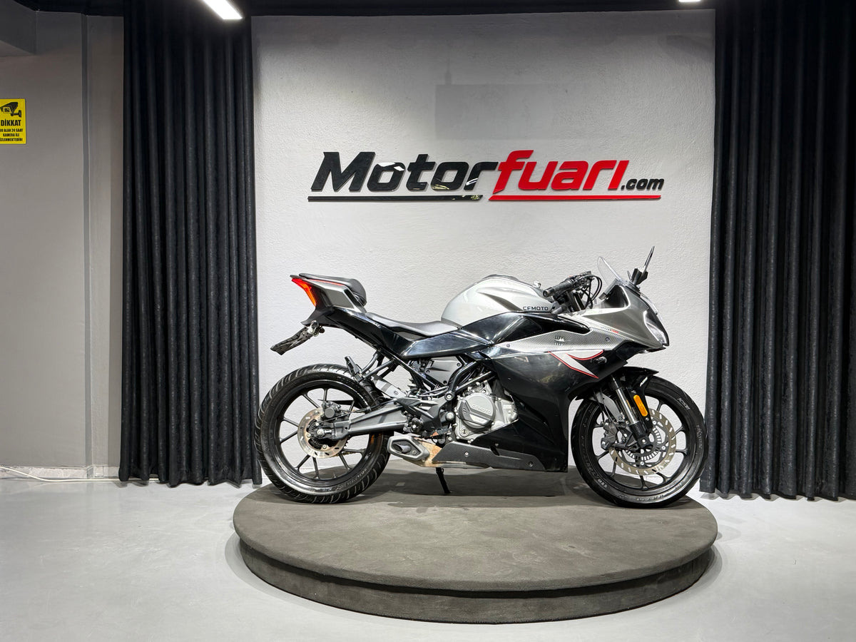 Cfmoto 250 SR 2024