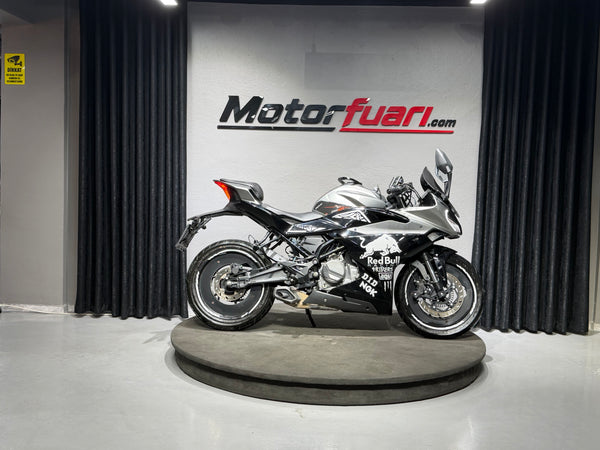 CFMOTO 250 SR