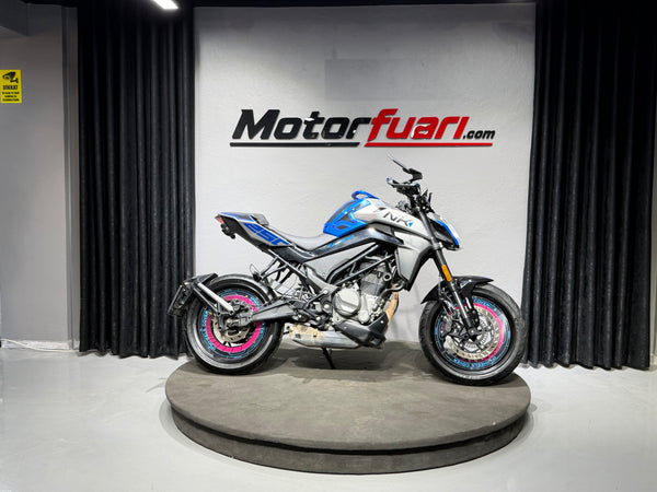 CFMOTO 250NK 2024