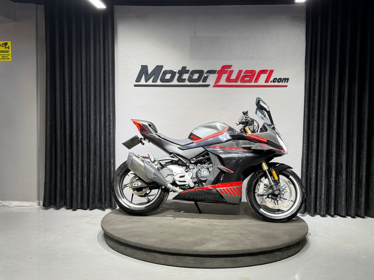 CFMOTO 450 SR