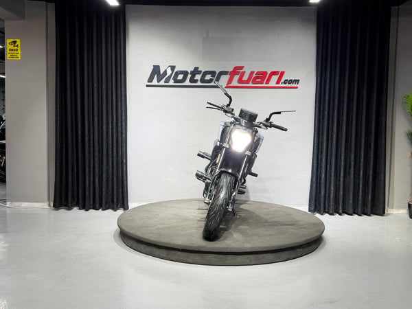 CFMOTO 250 NK