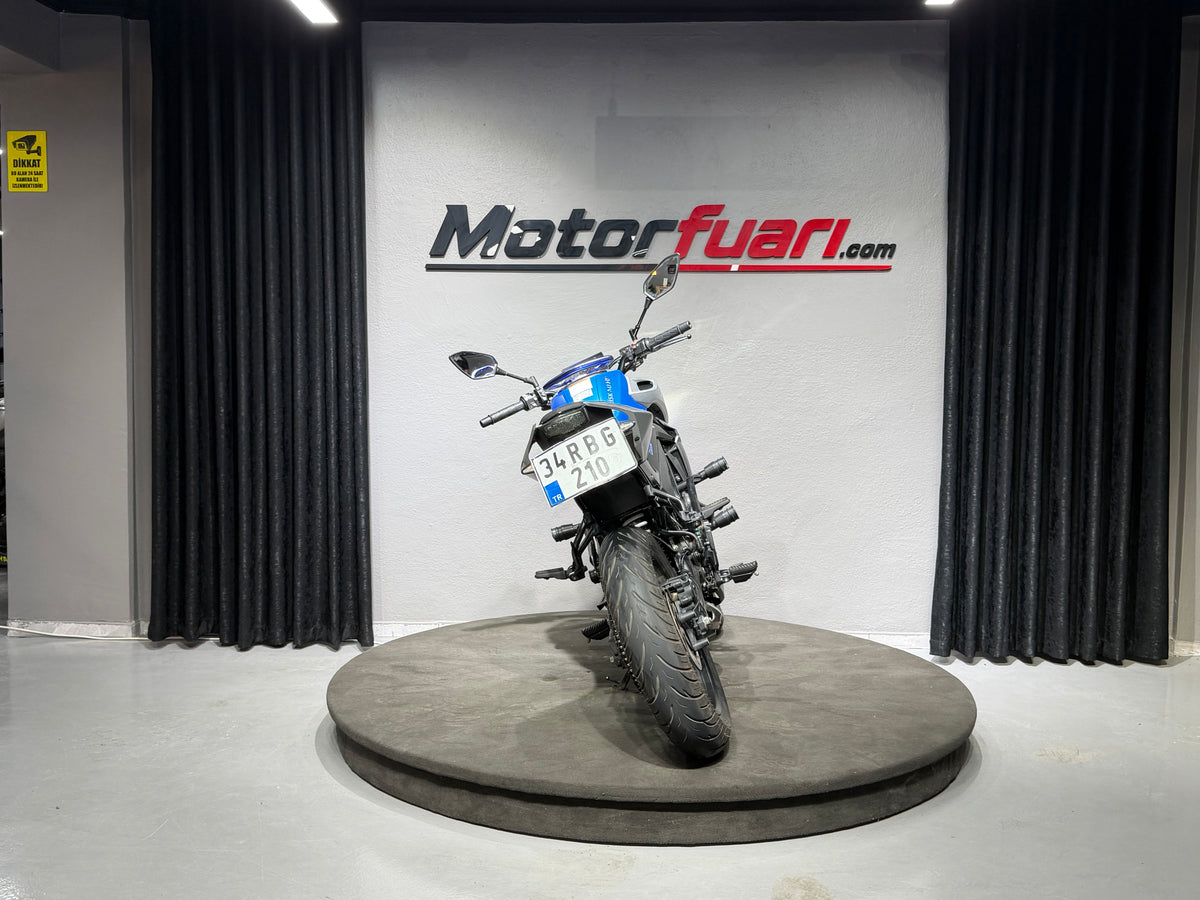 CFMOTO 250 NK