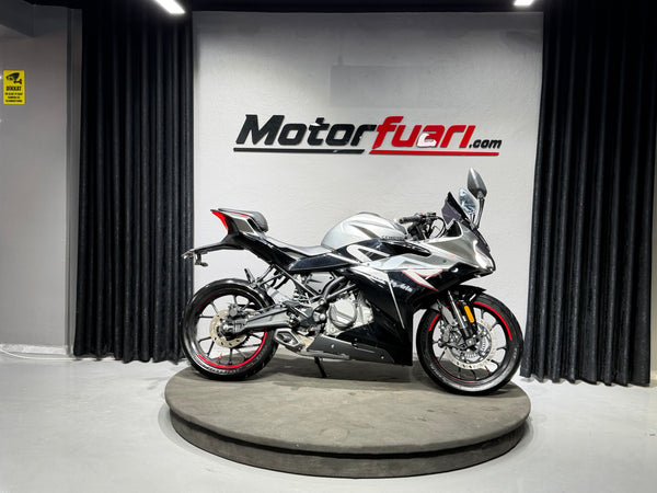 CFMOTO 250SR