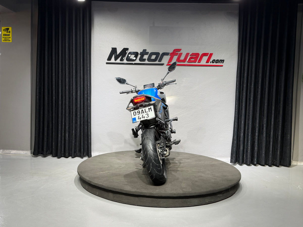 CFMOTO 250 NK