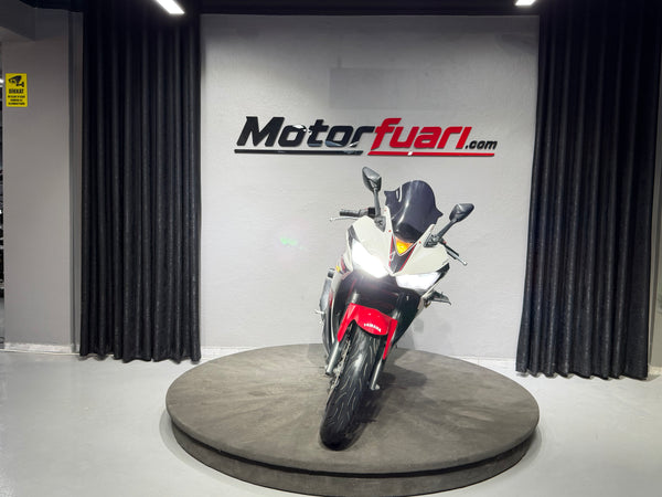 YAMAHA R-25