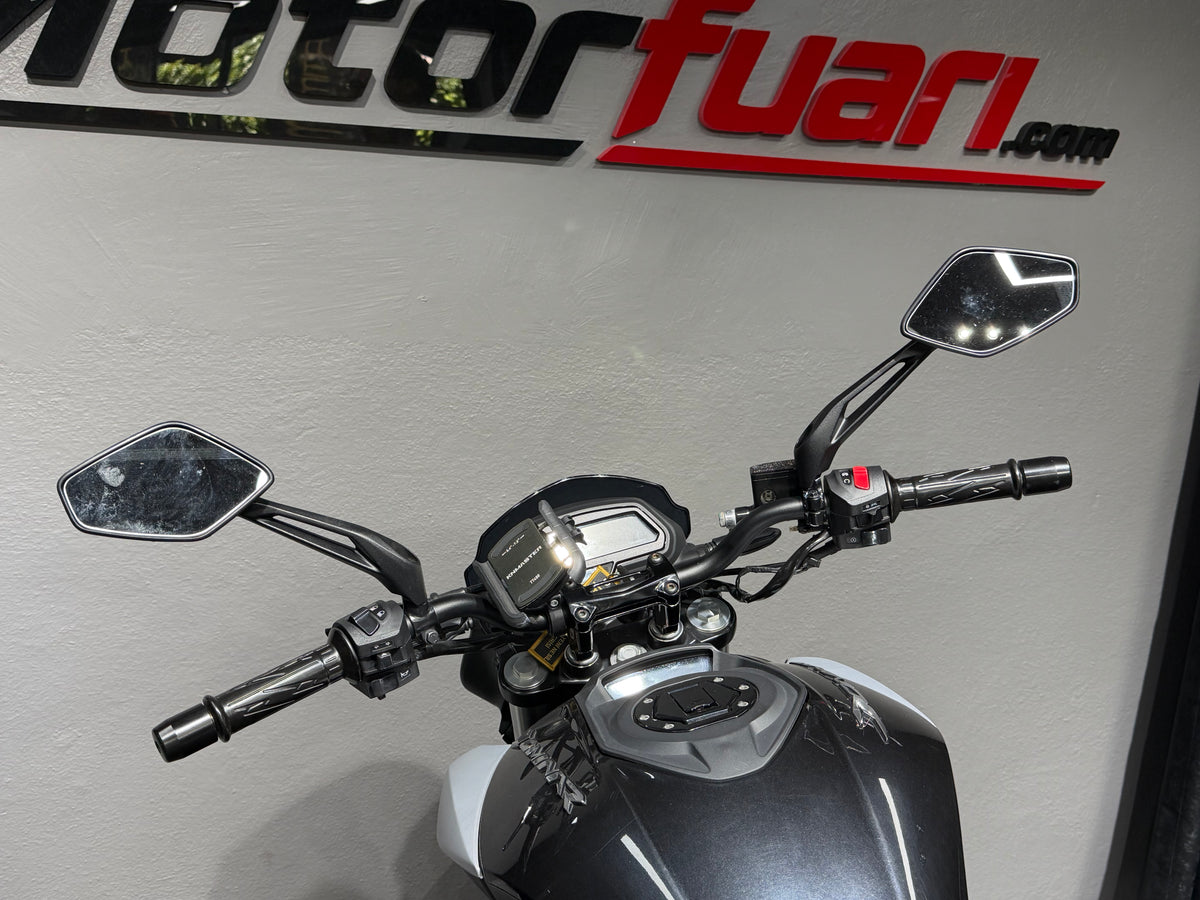 BAJAJ DOMINAR 250 2025 MODEL