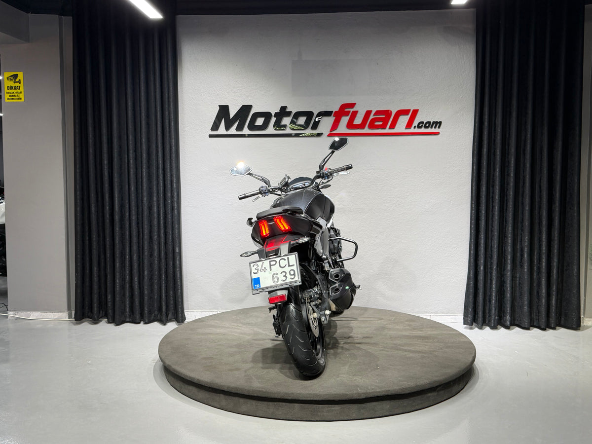 BAJAJ DOMINAR 250 2025 MODEL