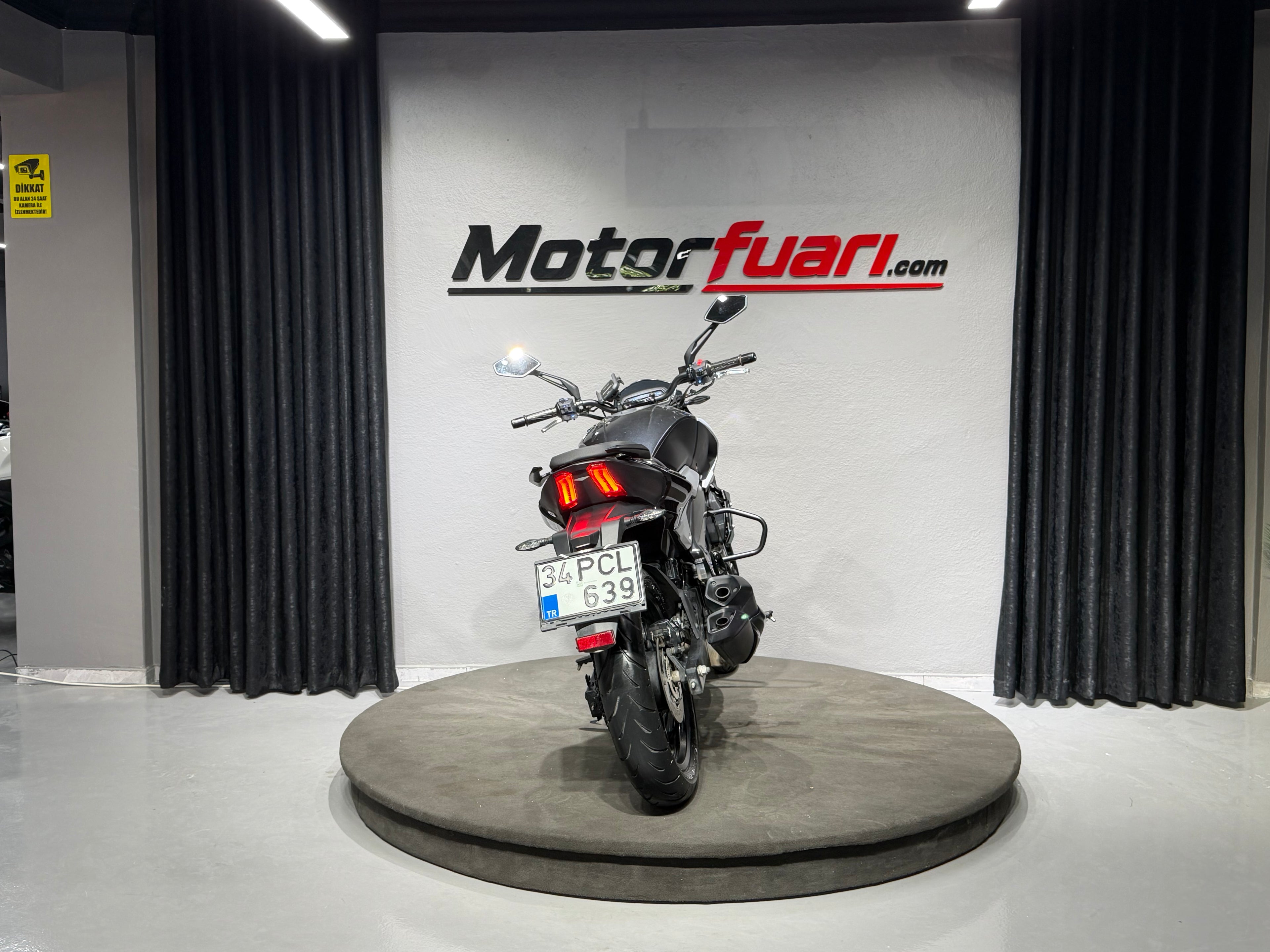 BAJAJ DOMINAR 250 2025 MODEL