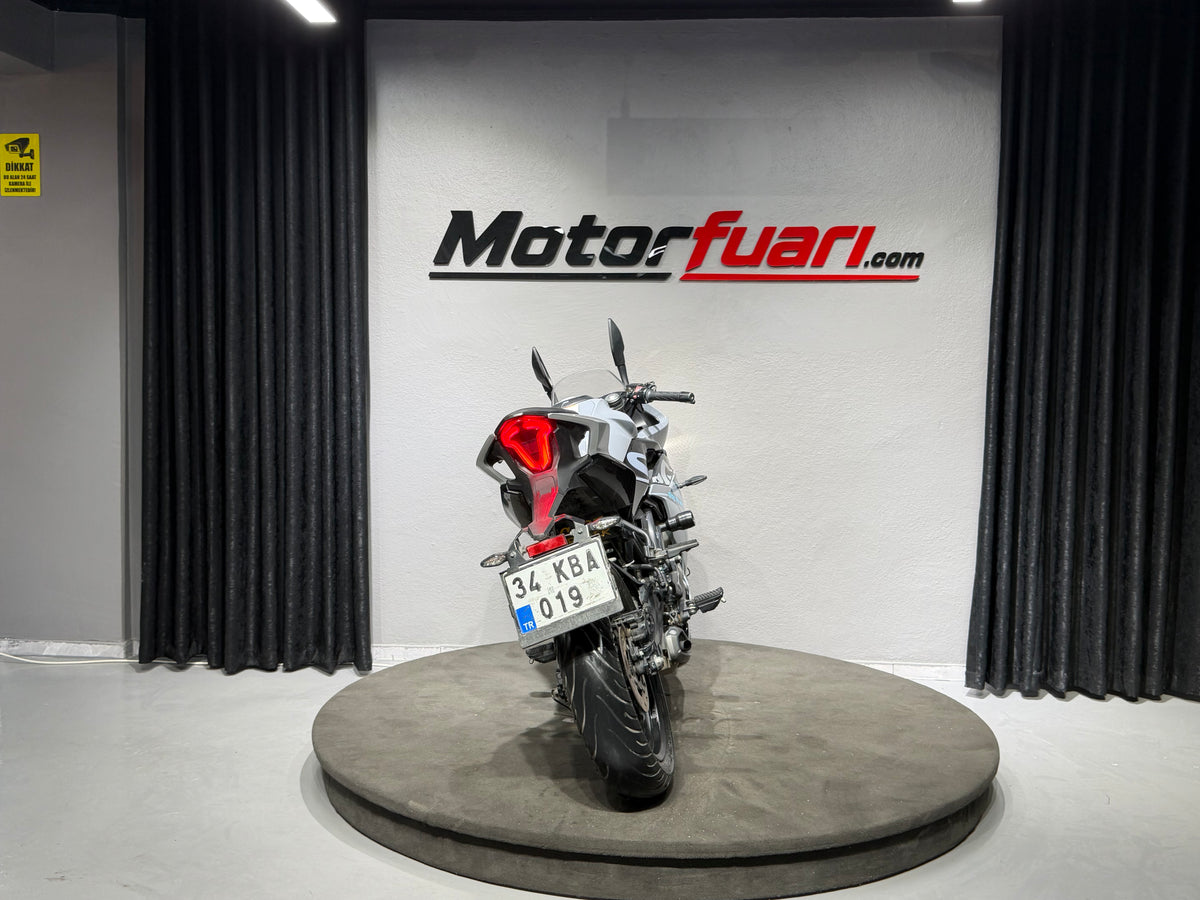 CFMOTO 250SR 2024