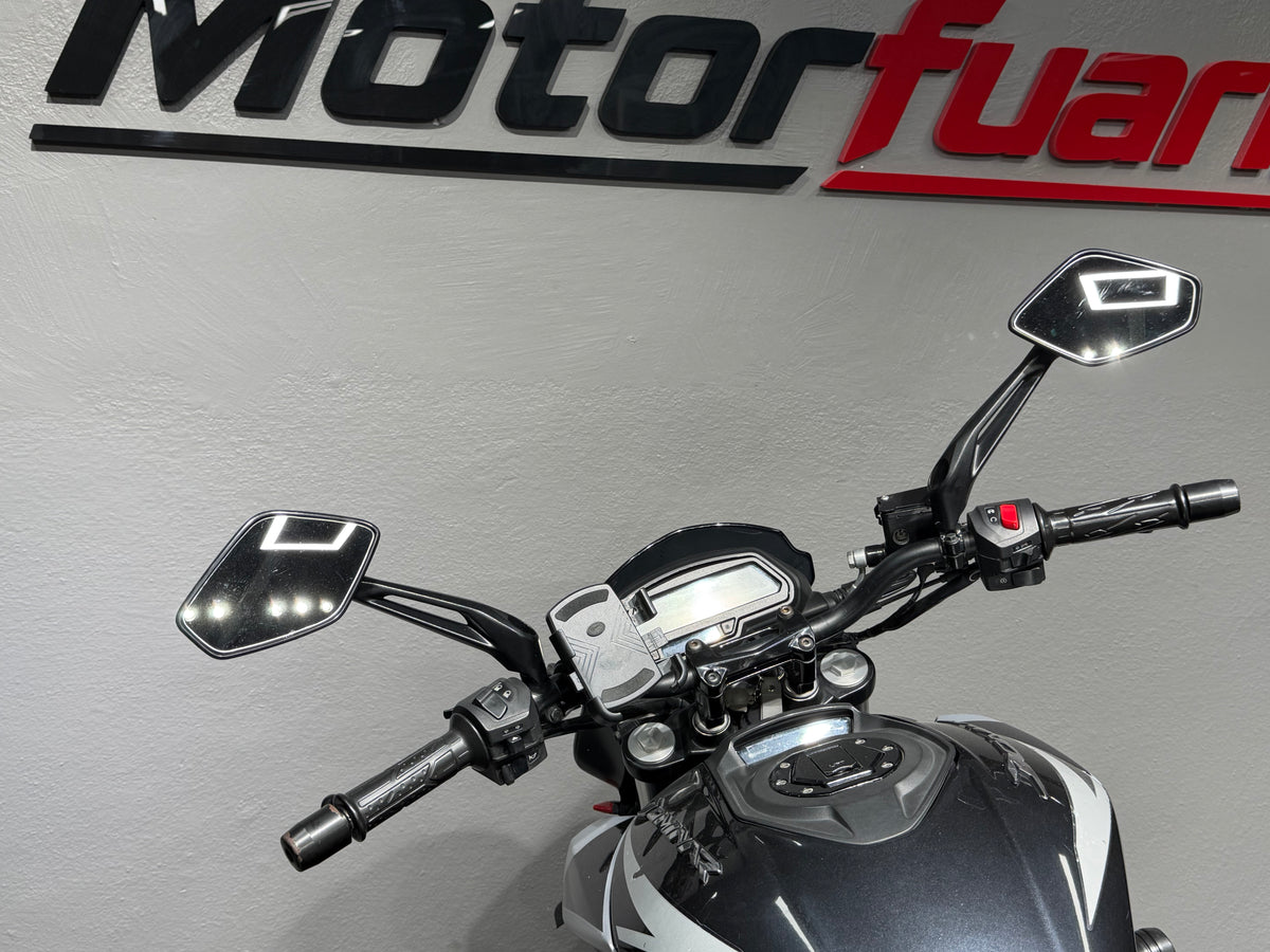 BAJAJ DOMİNAR 250 D
