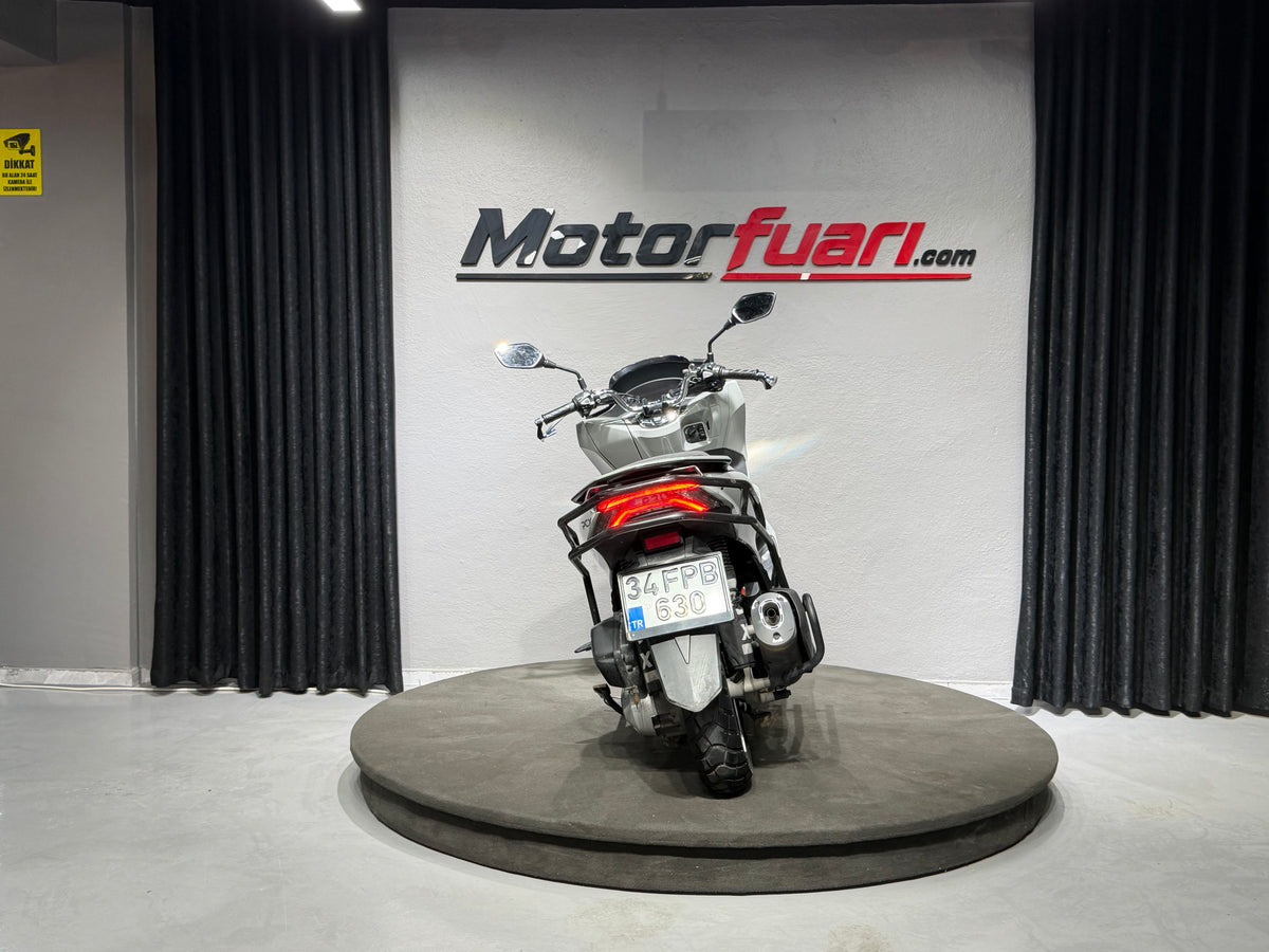 HONDA PCX 125