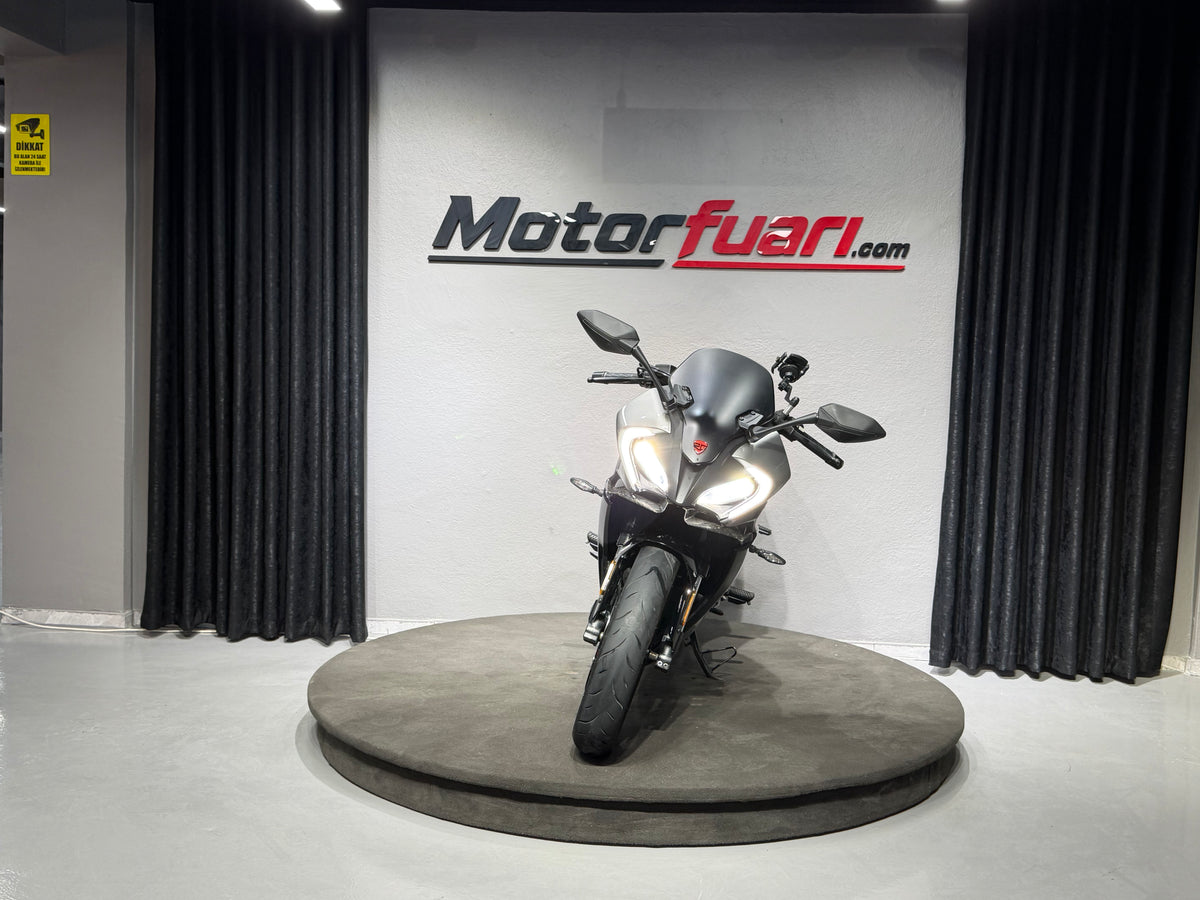 CFMOTO 250SR