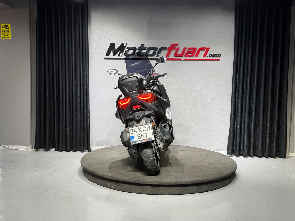 YAMAHA X MAX 250 ABS