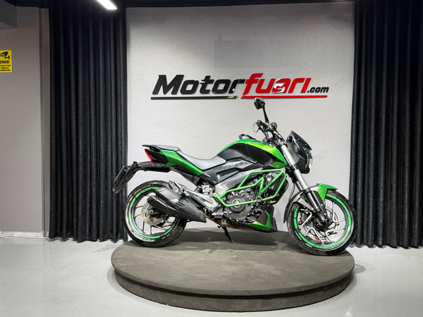 BAJAJ DOMINAR 400