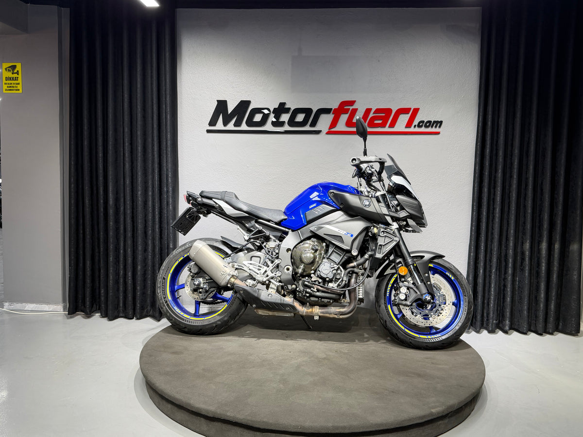 YAMAHA MT-10