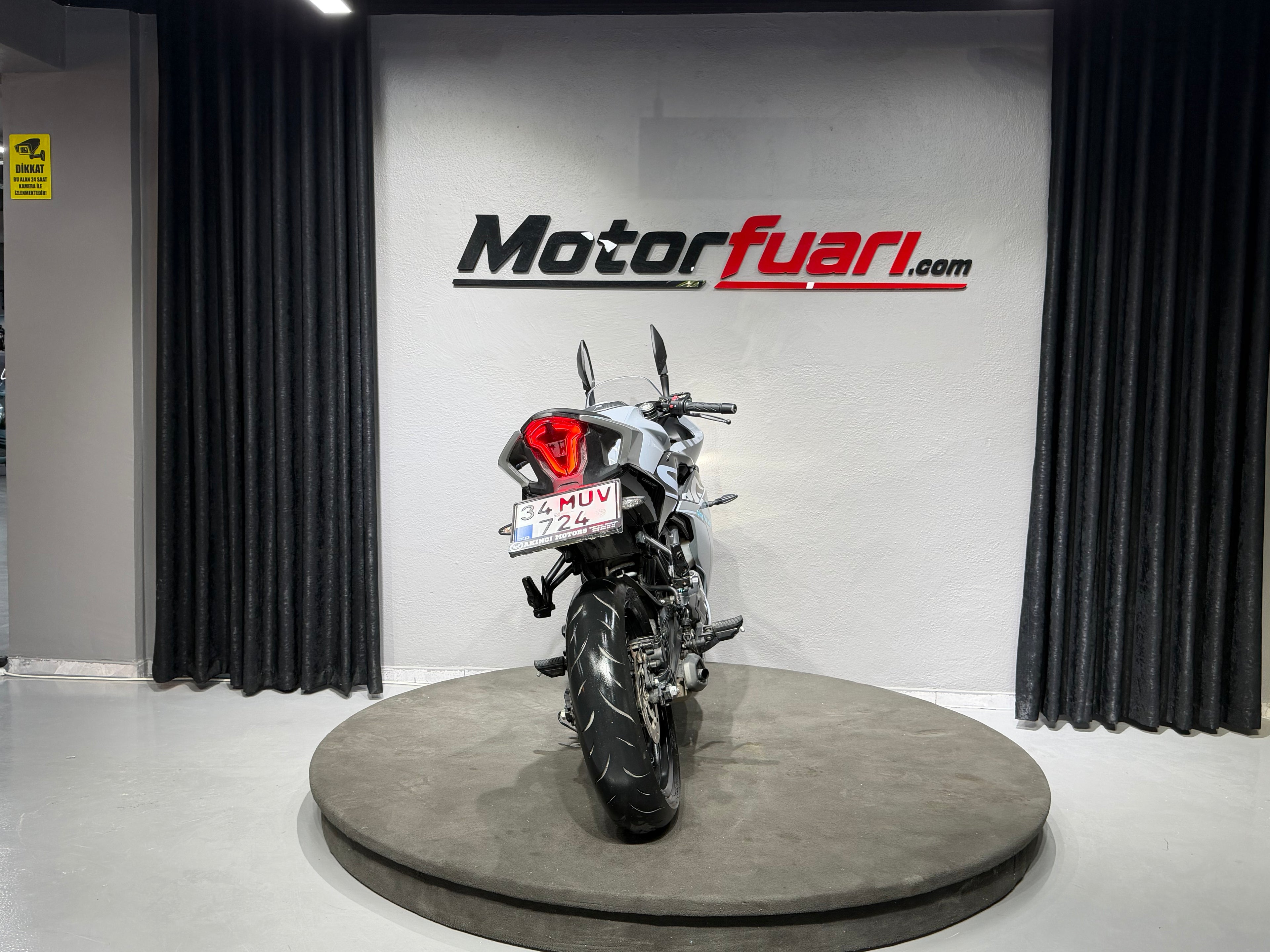 CFMOTO 250SR 2023