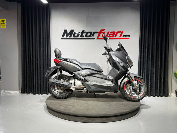 YAMAHA X-MAX 250 2015