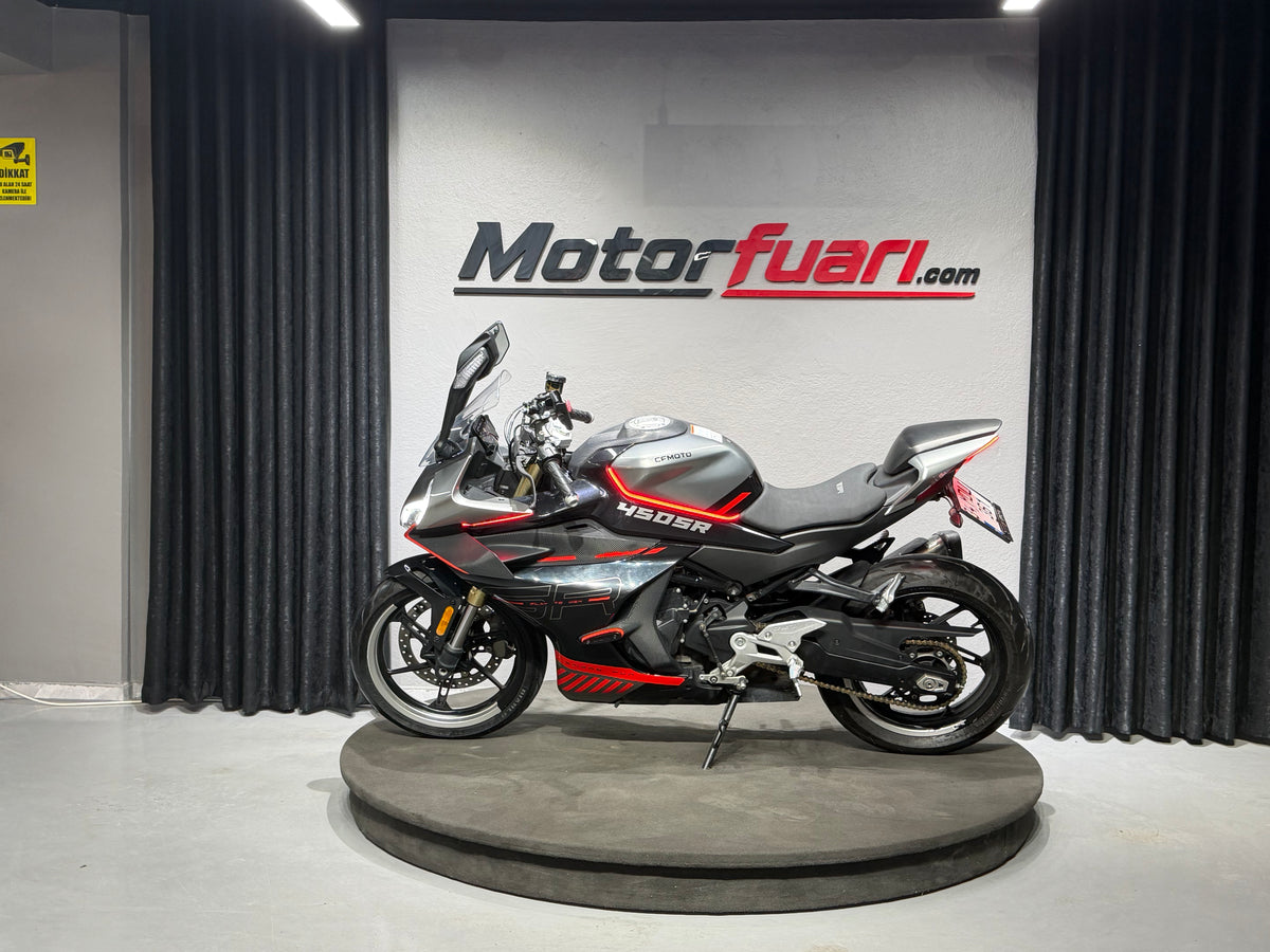 CFMOTO 450 SR
