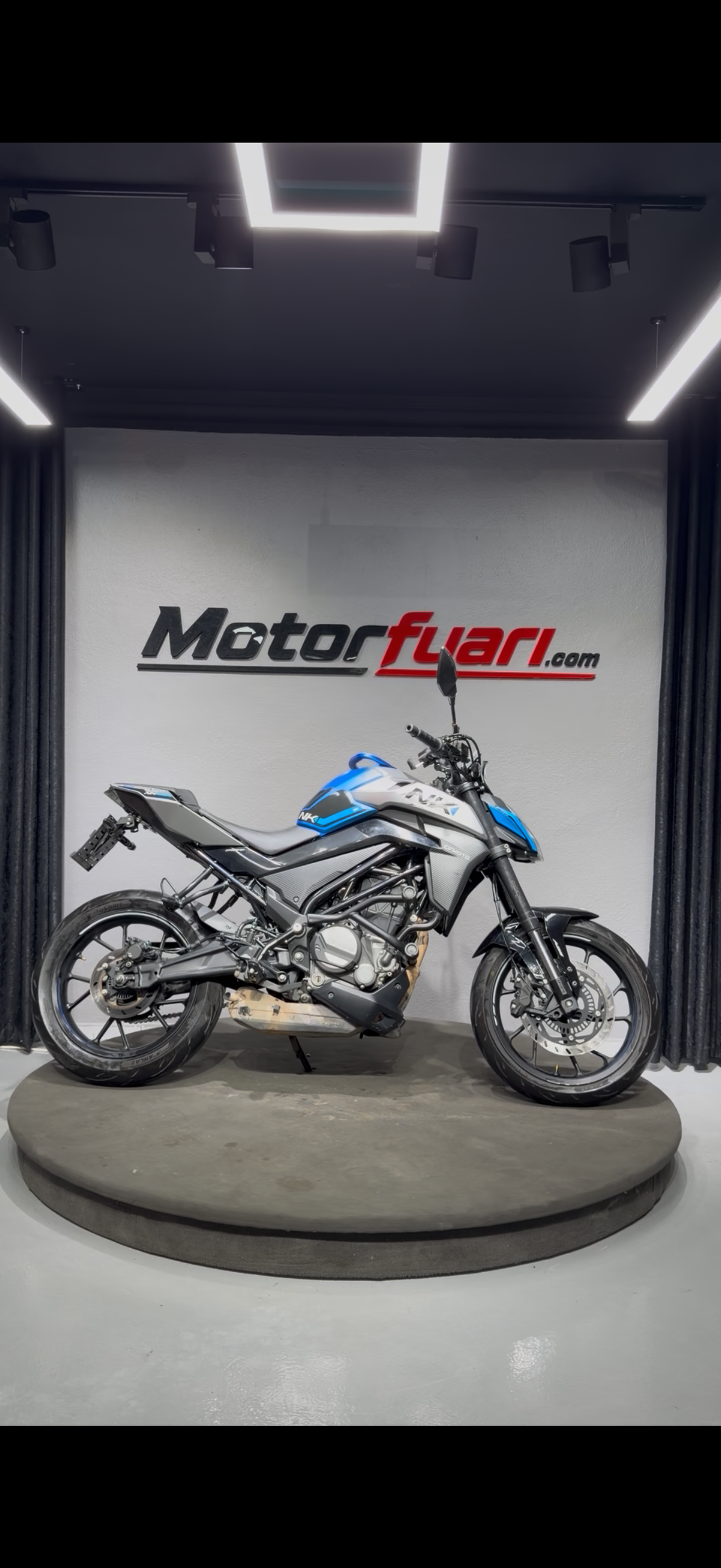 CFMOTO 250NK 2024