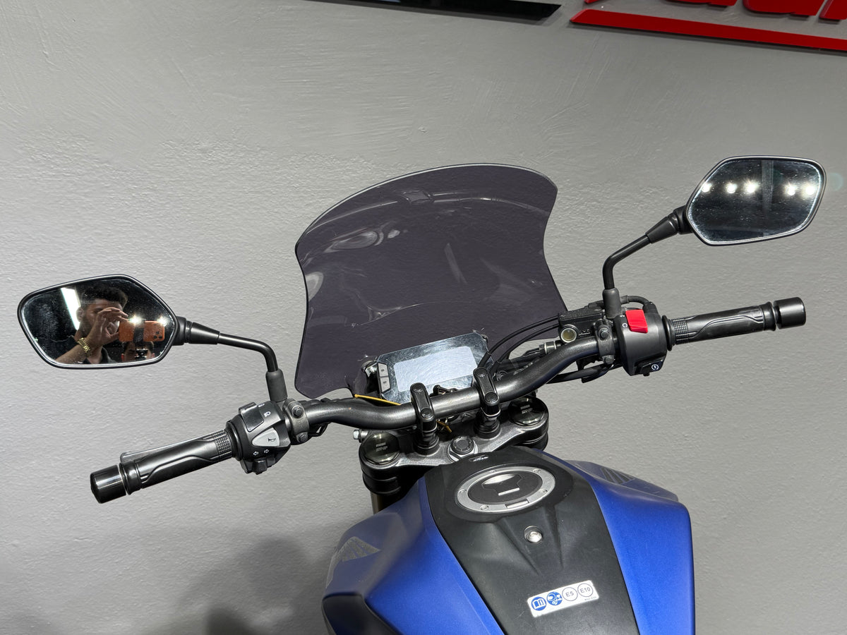 HONDA CB250R 2022