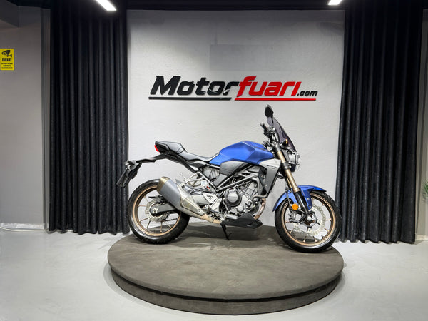 HONDA CB250R 2022