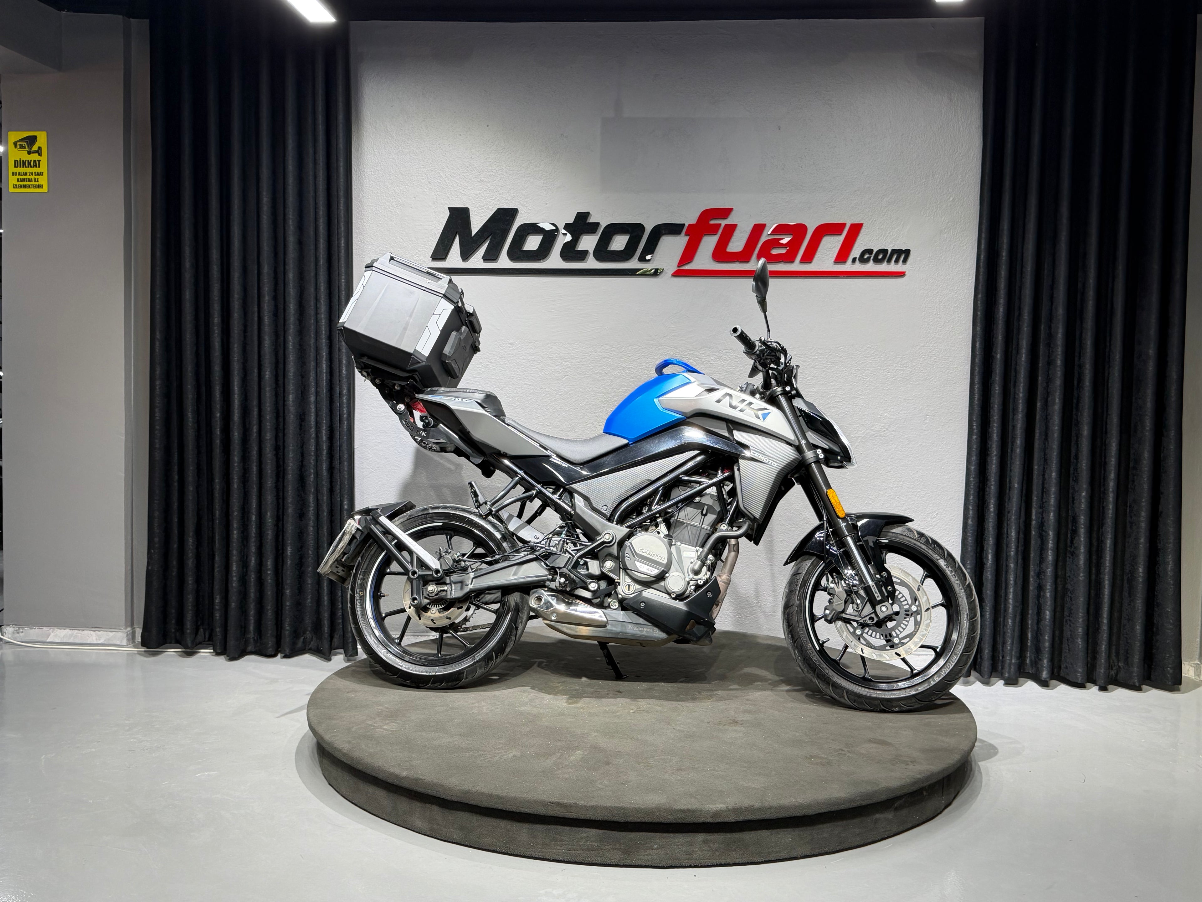 CFMOTO 250NK GP ÇANTA