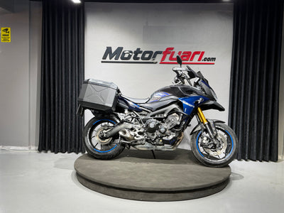 YAMAHA TRACER 900