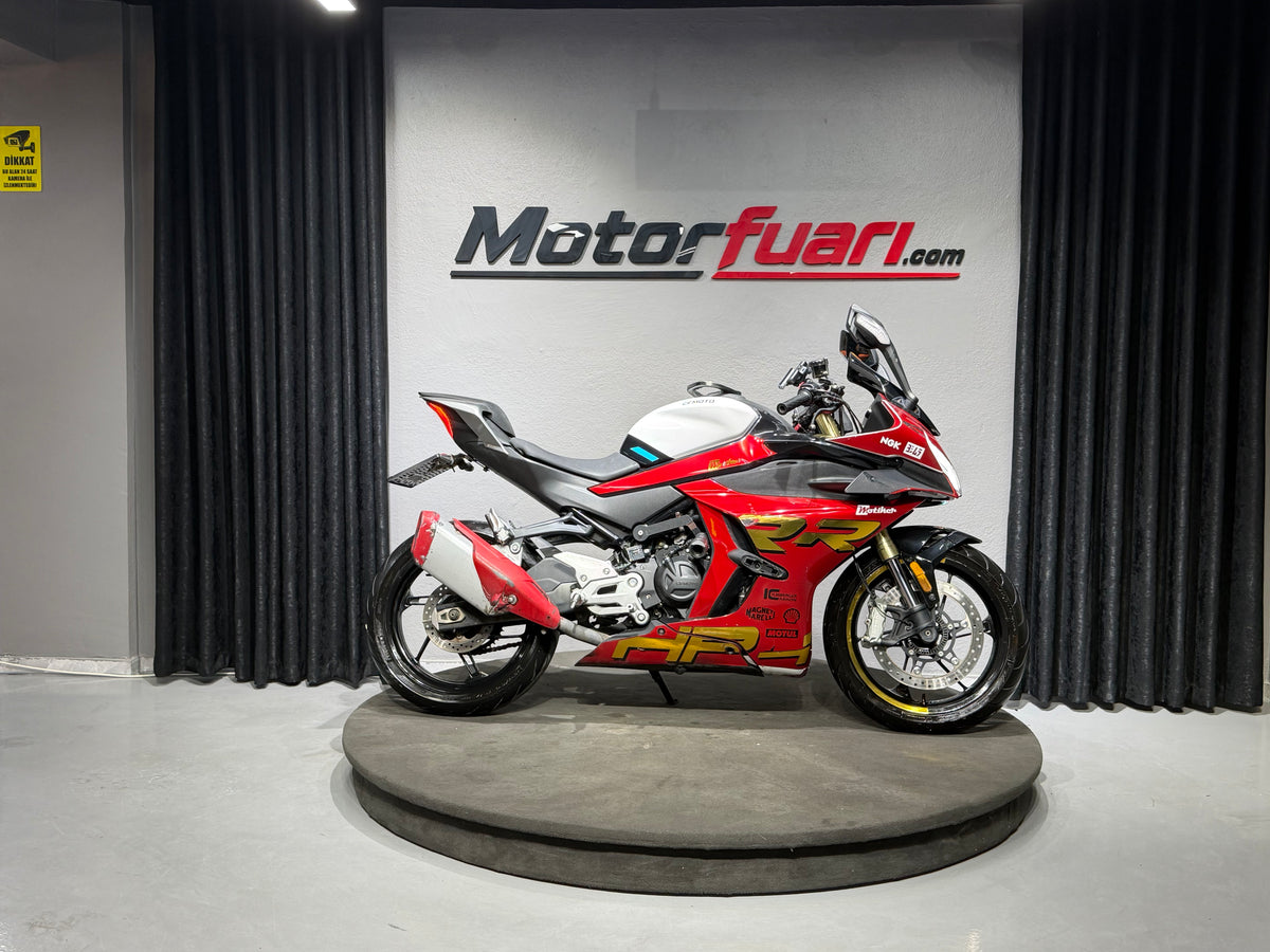 CFMOTO 450 SR