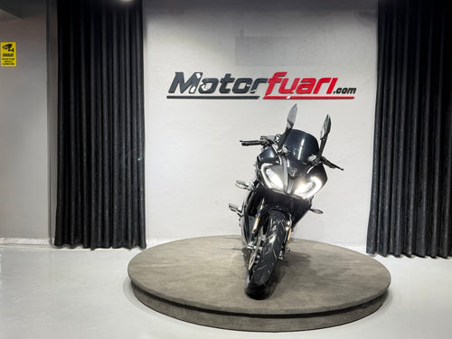 CFMOTO 250 SR